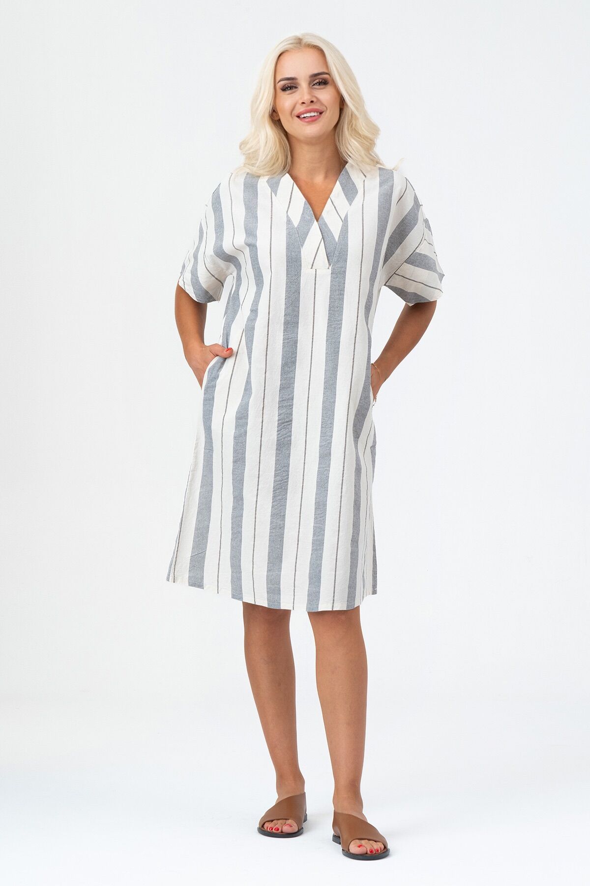 Bold & Young Kadın Cepli V Yakalı Kısa Kollu Pamuklu Elbise 3XL - siyah beyaz kalın çizgili