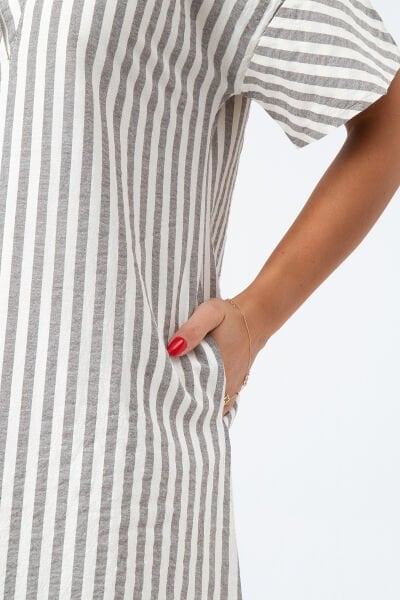 Bold & Young Kadın Cepli V Yakalı Kısa Kollu Pamuklu Elbise 3XL - mavi ekru çizgili