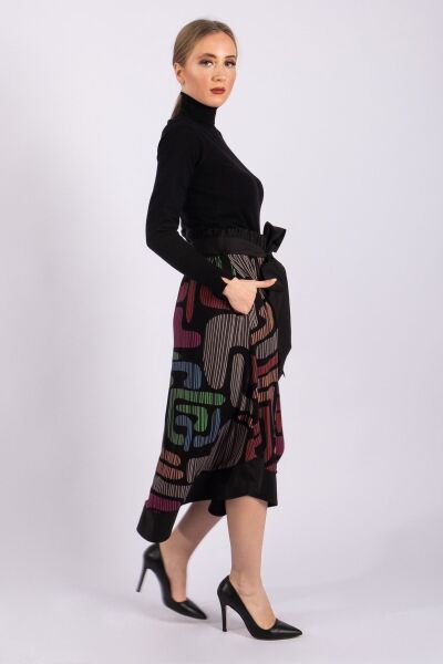 Kadın Digital Baskılı Etek Ucu Ve Kemer Paraşüt Kumaş Pervazlı Cepli Beli Lastikli Kuşaklı Etek Siyah - L