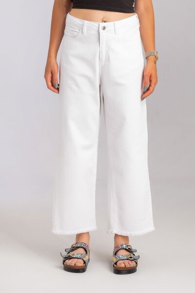 Kadın Bol Paça Beş Cepli Paça Saçaklı Likralı Pamuklu Pantolon Beyaz - M