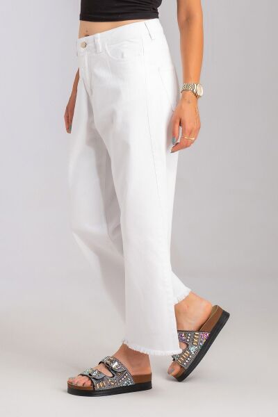 Kadın Bol Paça Beş Cepli Paça Saçaklı Likralı Pamuklu Pantolon Beyaz - M