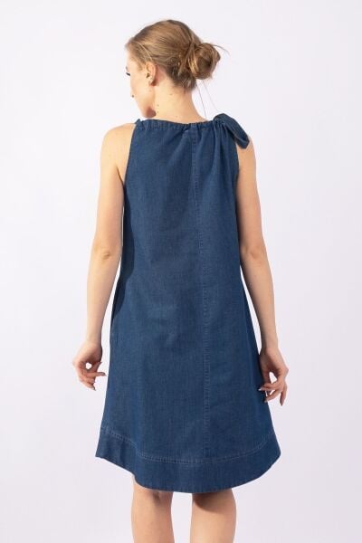 Kadın Etek Ucu Pervazlı Boyundan Bağlamalı Cepli Pamuklu Dokumat Elbise indigo mavi - M