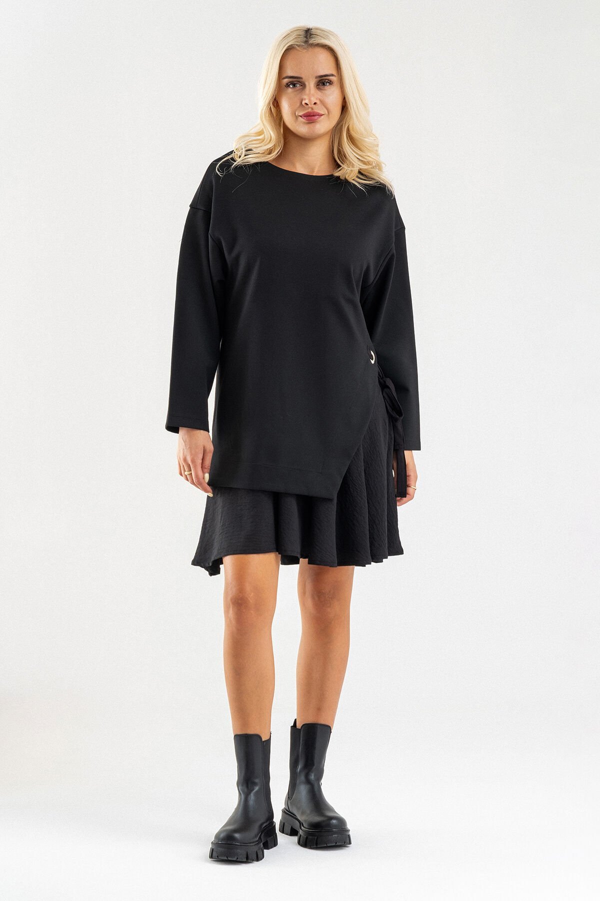 Bold&Young Kadın Aerobin Kumaş Kuş Gözü Detaylı Çelik Kumaş Elbise Siyah - L/XL