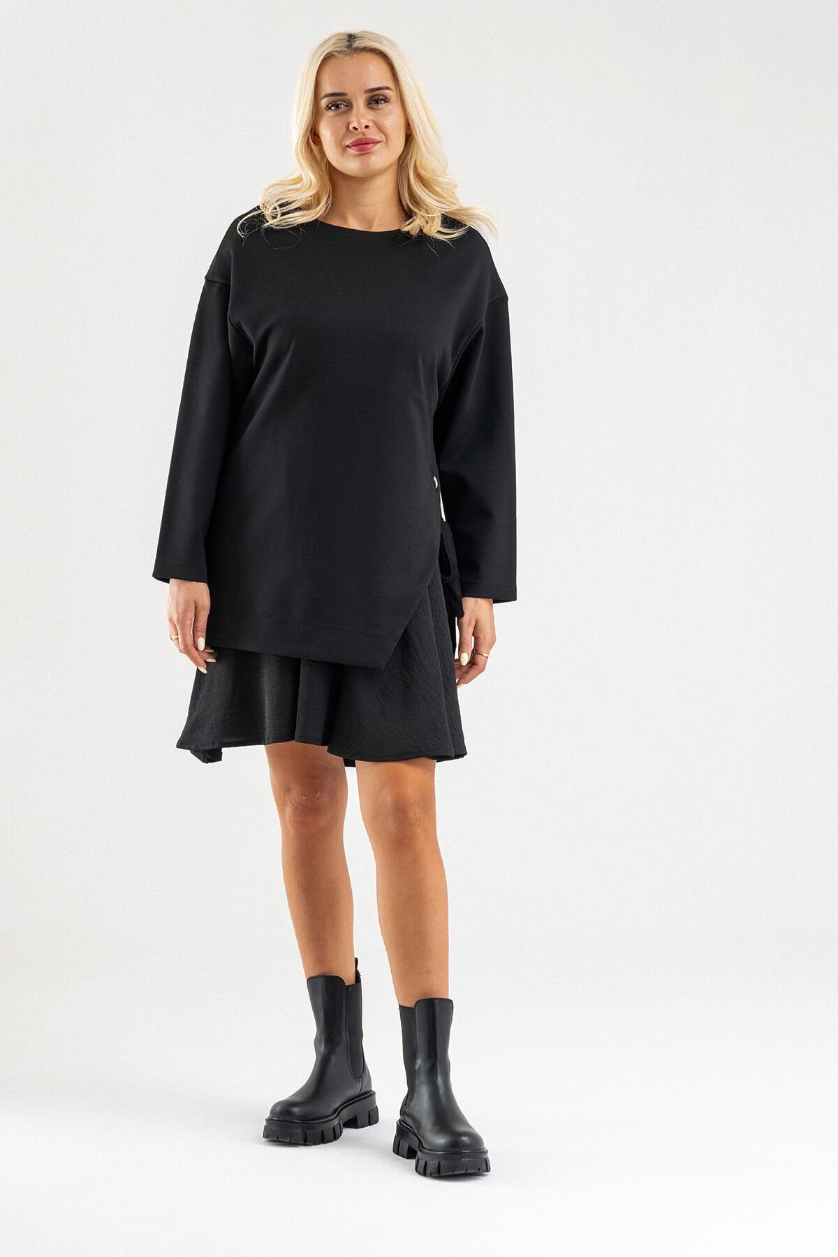 Bold&Young Kadın Aerobin Kumaş Kuş Gözü Detaylı Çelik Kumaş Elbise Siyah - L/XL