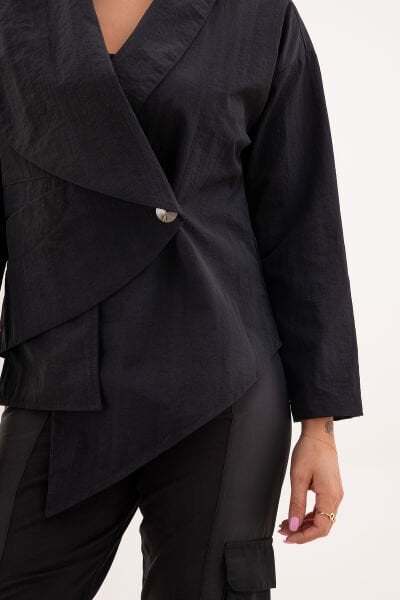 Bold & Young Kadın Polyamid Karışımlı Siyah Ceket – Cepli, Asimetrik, Tek Düğme XXL
