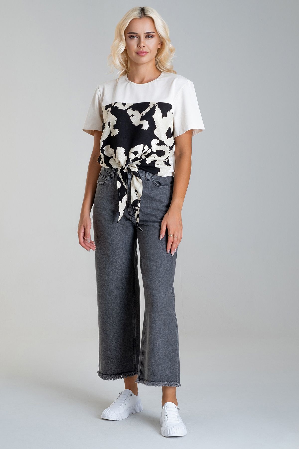 Kadın Bağlamalı Baskılı Viskon Kombinli Likralı Örme Kumaş Sıfır Yaka Tshirt M - ekru -siyah ekru baskı