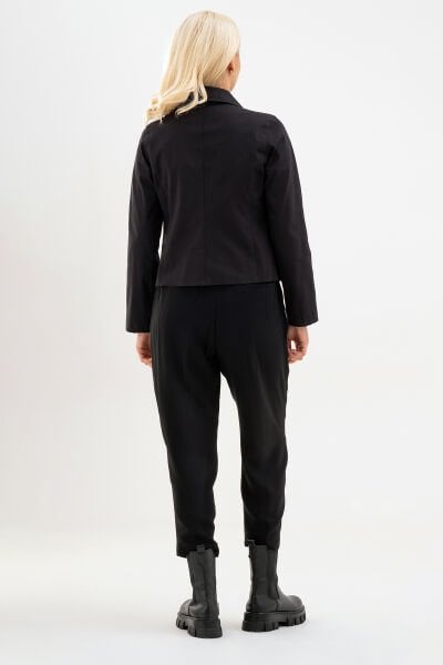 Bold & Young Siyah Deri Detaylı Fermuarlı Kadın Ceket XXL