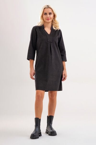 Bold & Young Kadın Siyah Kadife Desenli Elbise – V Yaka, 3/4 Kol, Günlük Şık Model 2XL