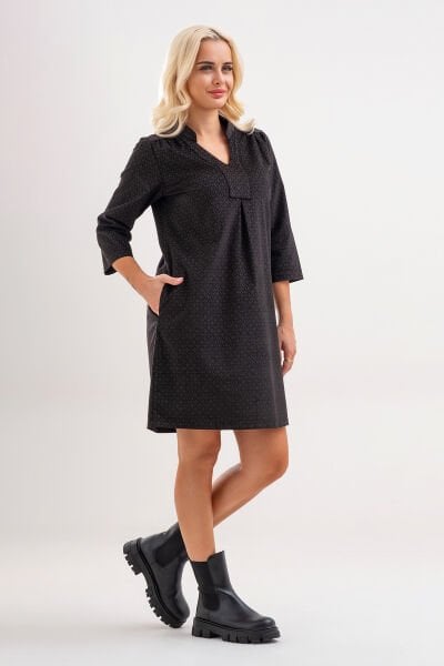 Bold & Young Kadın Siyah Kadife Desenli Elbise – V Yaka, 3/4 Kol, Günlük Şık Model 2XL