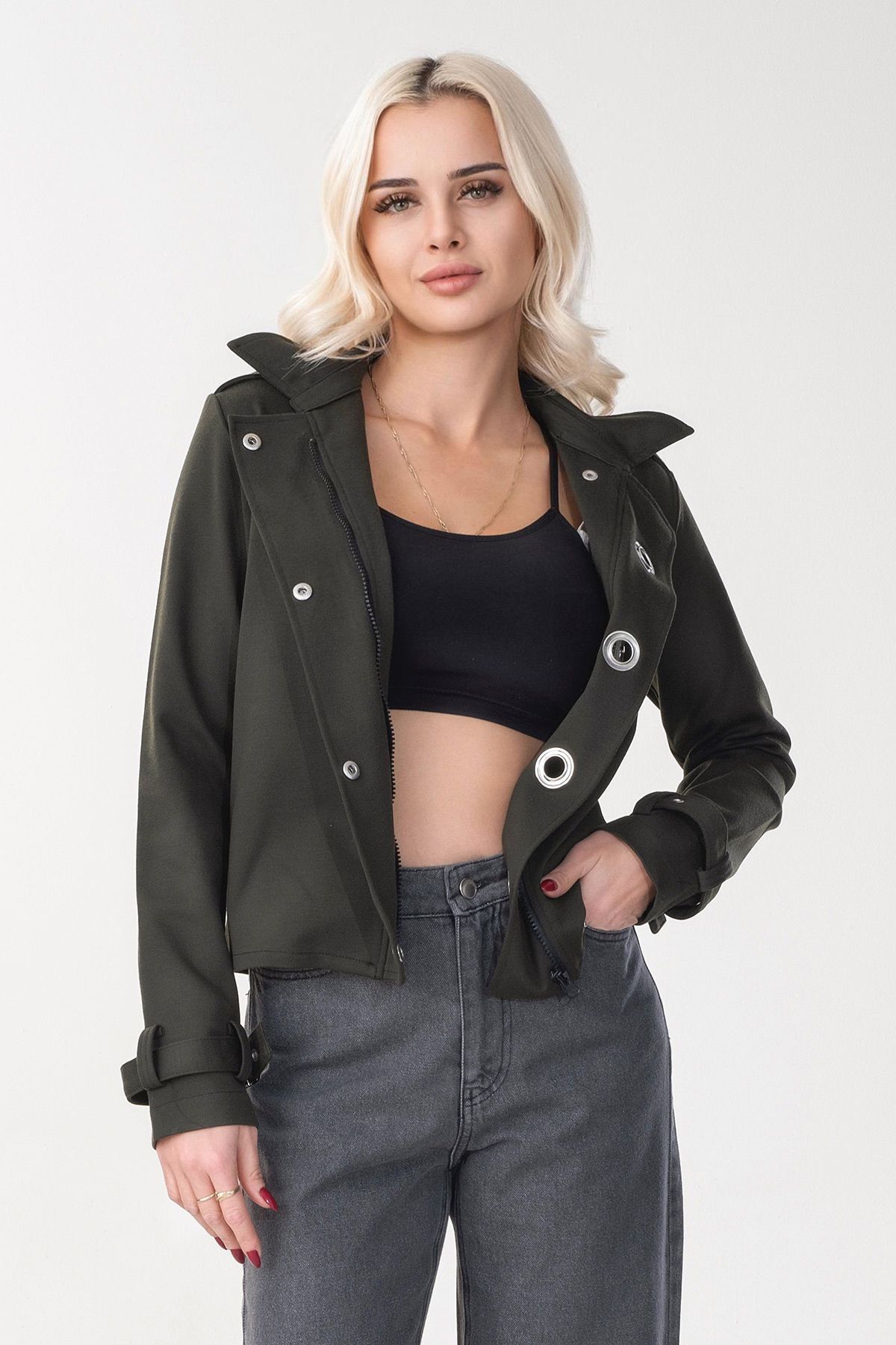 Kadın Viskon Polyester Likralı Kumaş Kol Ucu Toka Bantlı Kuş Gözü Aksesuarlı Çıt Çıtlı Cepli  Ceket Haki - M