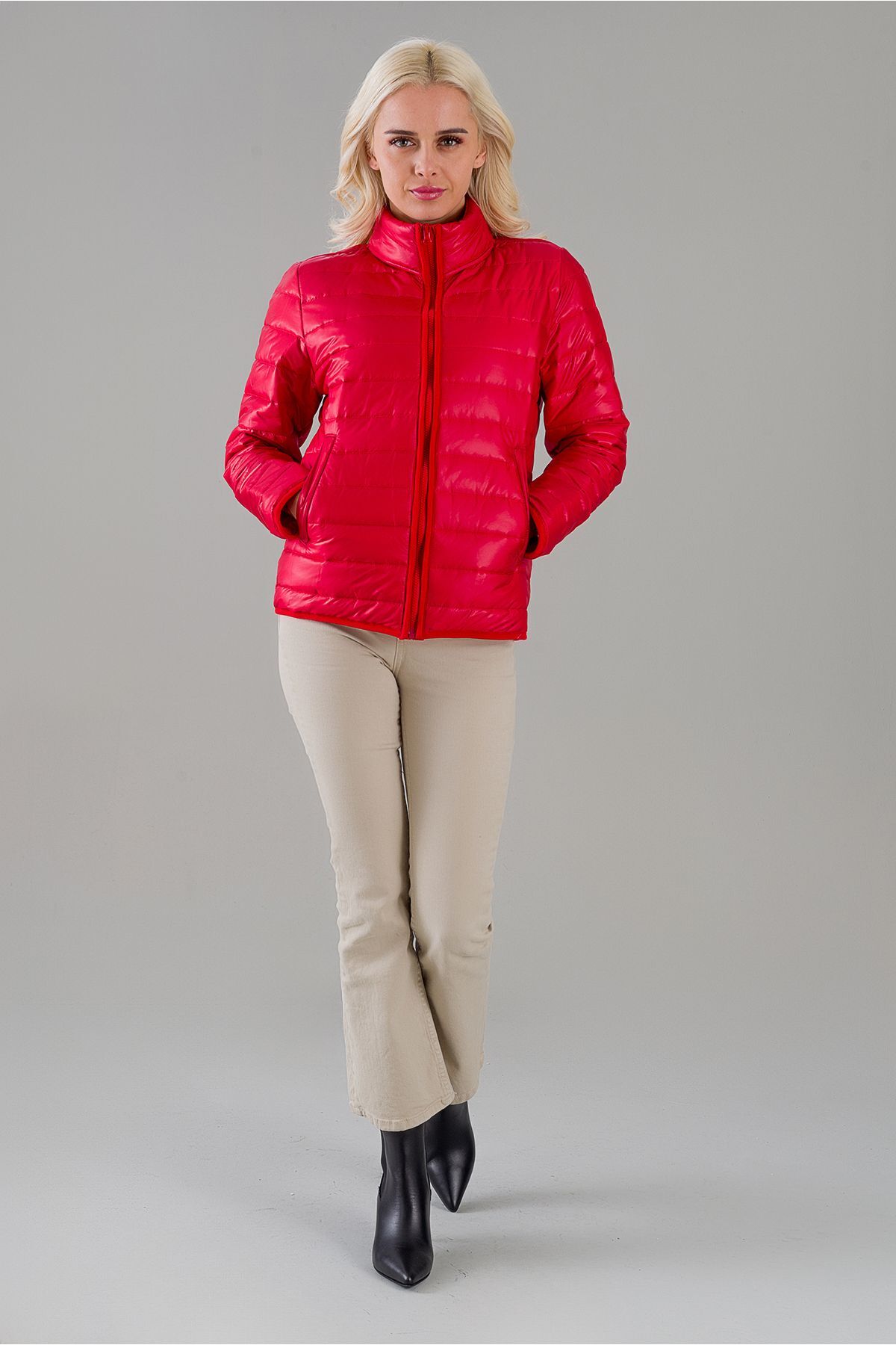 Siyah Şişme Dik Yaka Metal Fermuarlı Mont Kırmızı - S