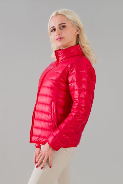 Siyah Şişme Dik Yaka Metal Fermuarlı Mont Kırmızı - S