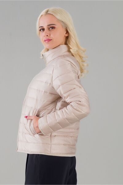 Siyah Şişme Dik Yaka Metal Fermuarlı Mont BEJ - M