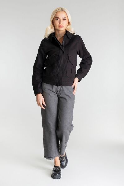 Kadın Pamuk Likralı Kumaş Fermuarlı Kapaklı Cepli  Ceket Siyah - S