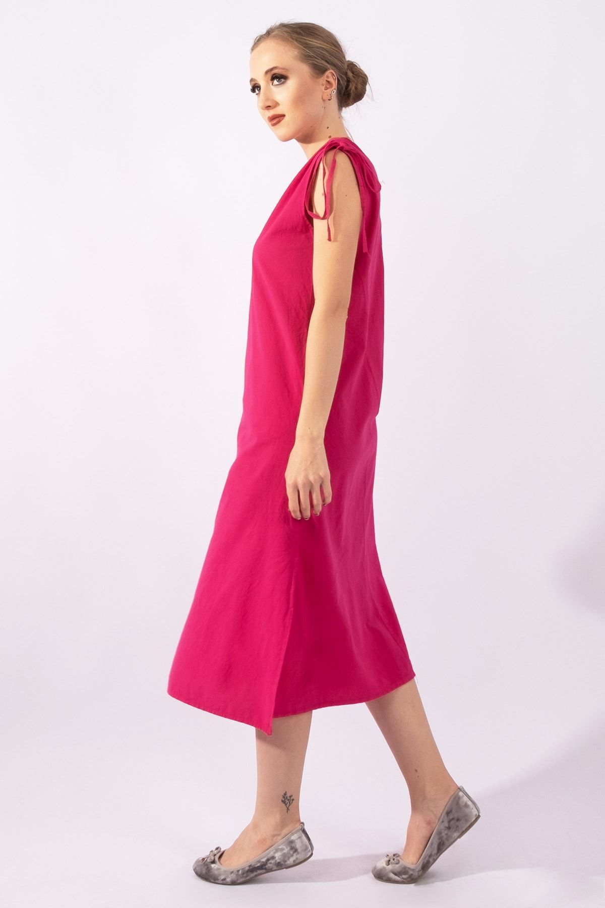 Kadın Siyah Renk Cepli Omuz Büzgülü Yırtmaçlı V Yakalı  Pamuklu Elbise XL - Fuşya