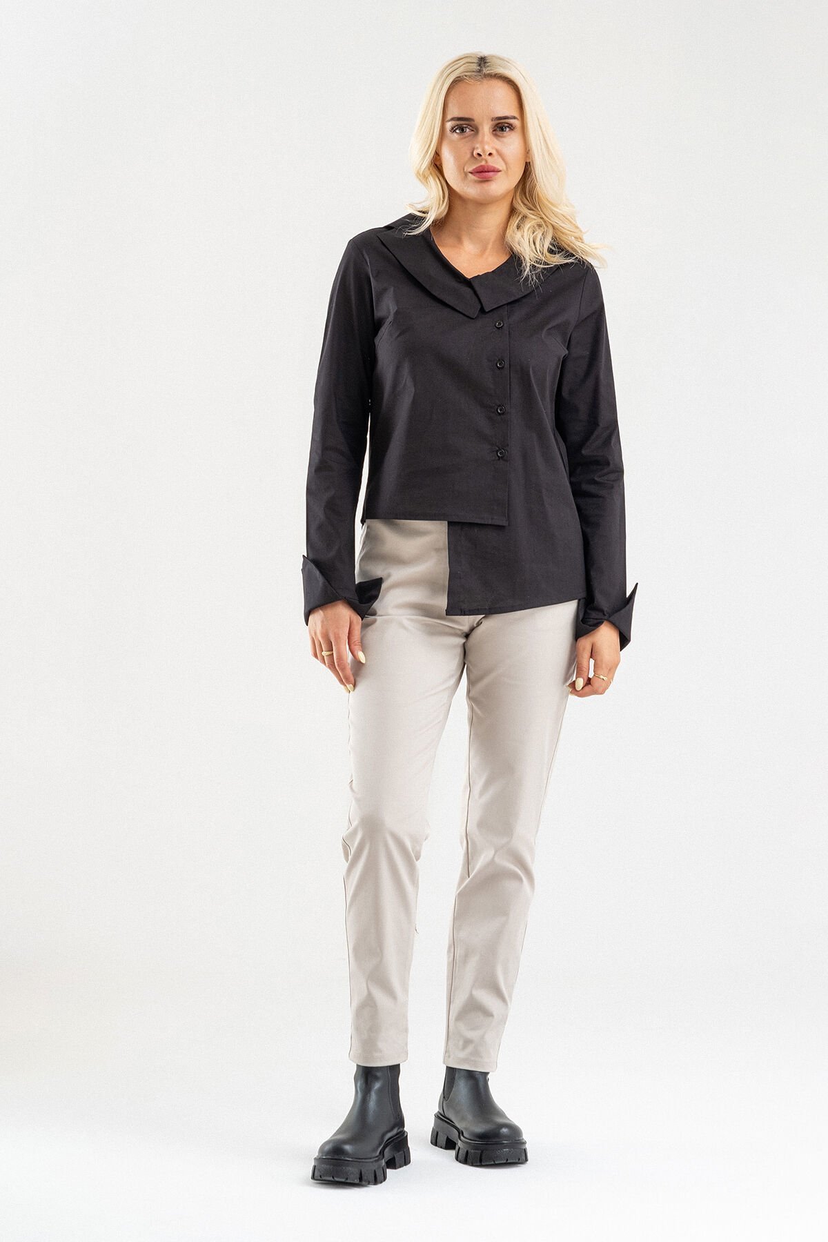 Bold & Young Kadın Manşetli Asimetrik Bebe Yaka  Likrali Pamuklu Bluz Siyah - XXL