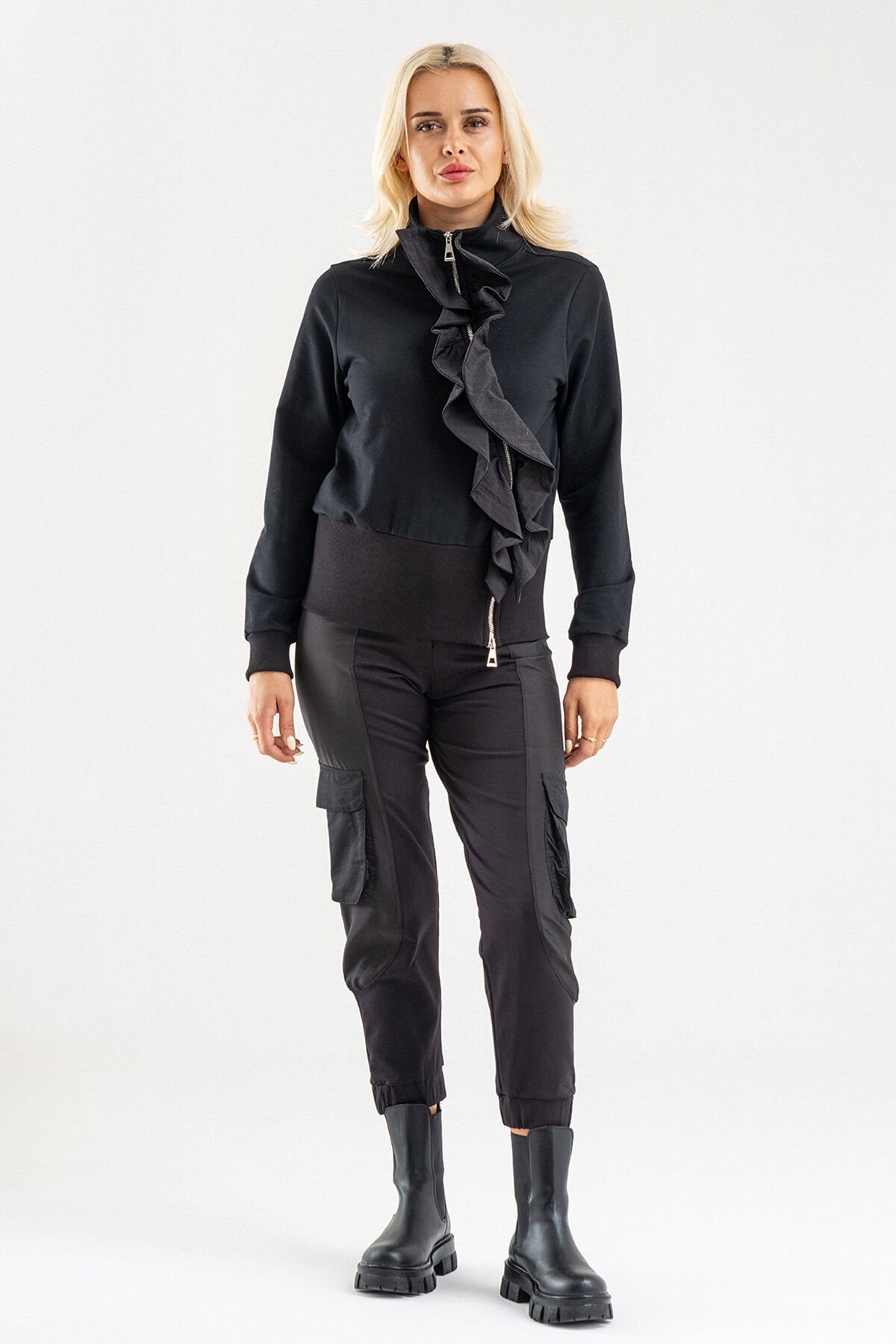 Siyah Volan Detaylı Fermuarlı Şık Sweat Ceket XXL