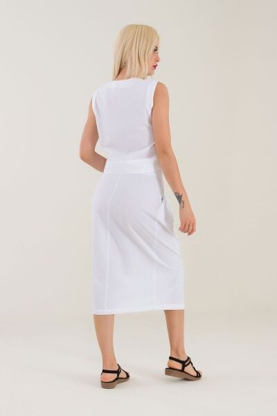 Kadın Siyah Renk Plili Önden Düğmeli Celpli Pamuklu Etek Beyaz - M