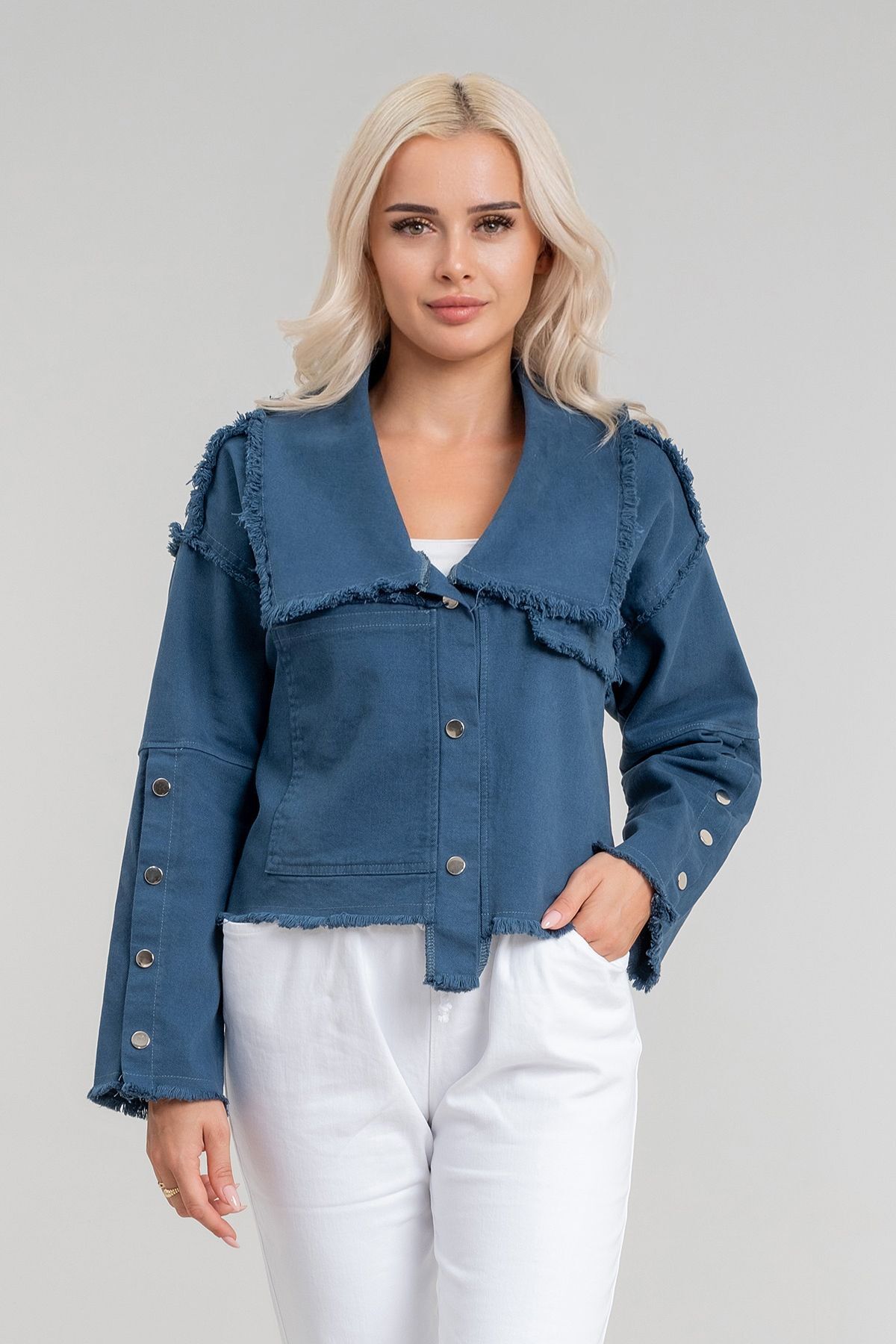 Kadın Power Likralı Pamuklu Kumaş Kol ve Önü Çıt Çıtlı Pis Dikişli Mont PETROL - M