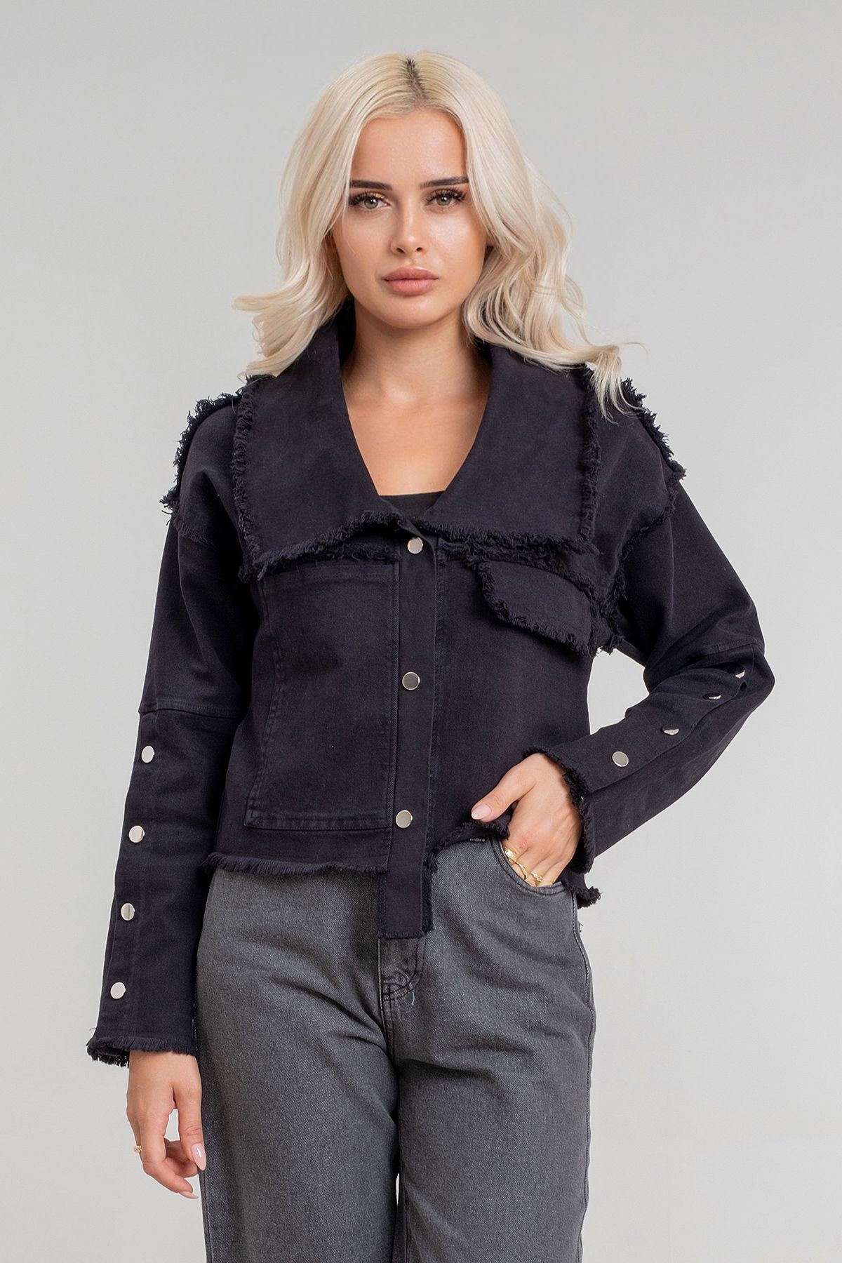 Kadın Power Likralı Pamuklu Kumaş Kol ve Önü Çıt Çıtlı Pis Dikişli Mont Siyah - 2XL